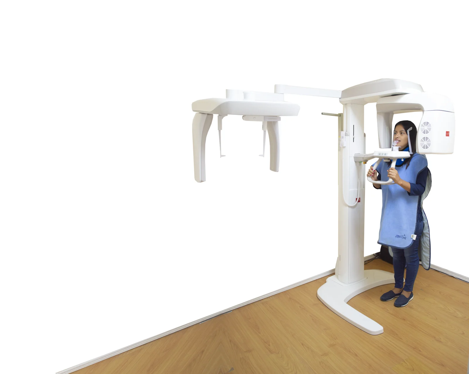 Persona en un equipo de radiología del material original de MaxiDental