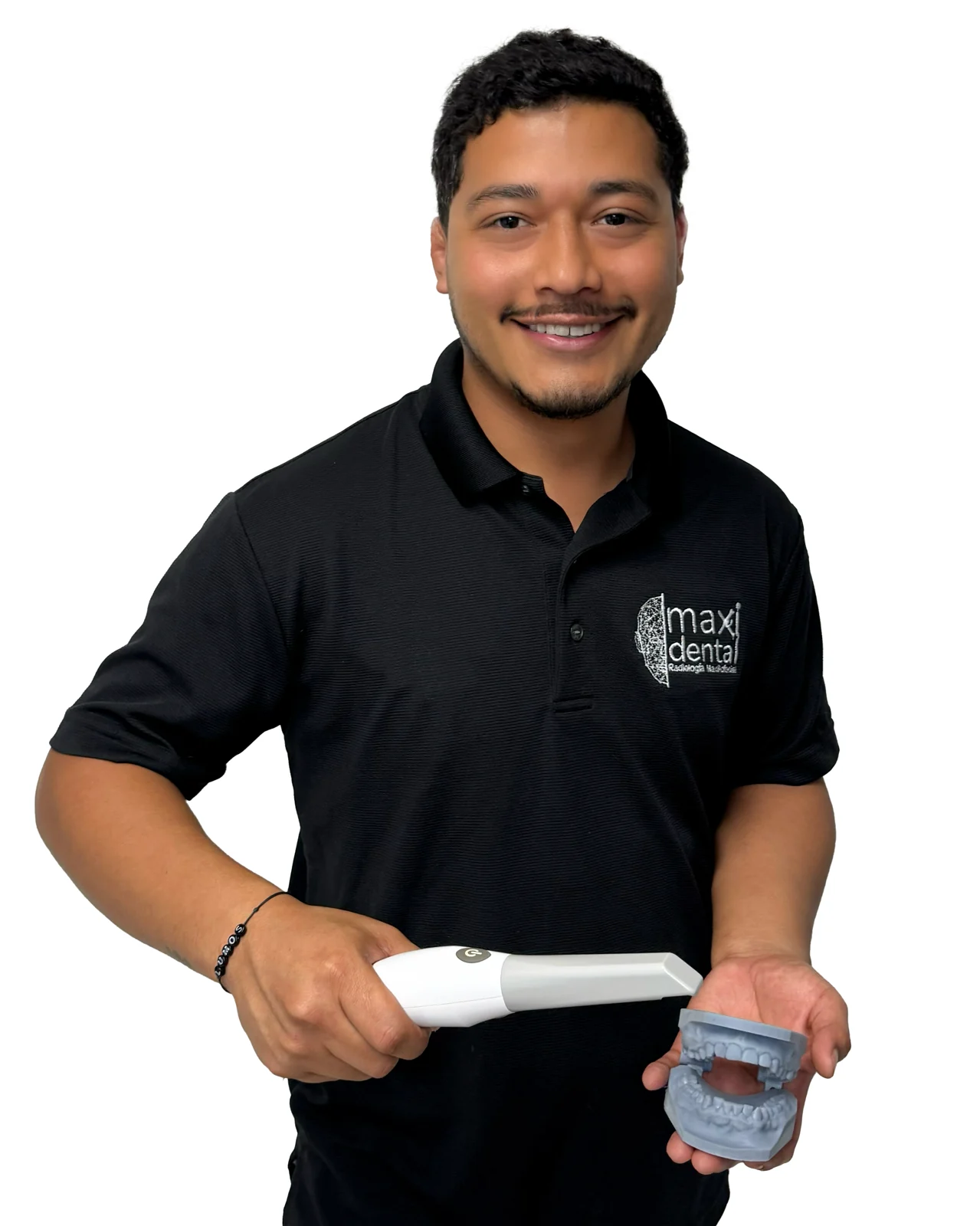 Fotografía original del material de MaxiDental con equipo de escaneo intraoral