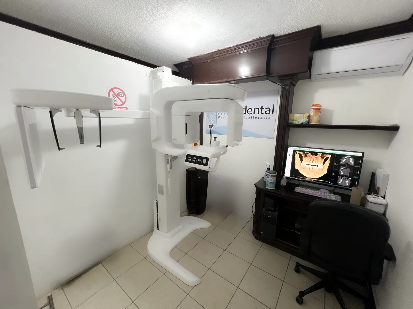 Sala de imagenología de MaxiDental